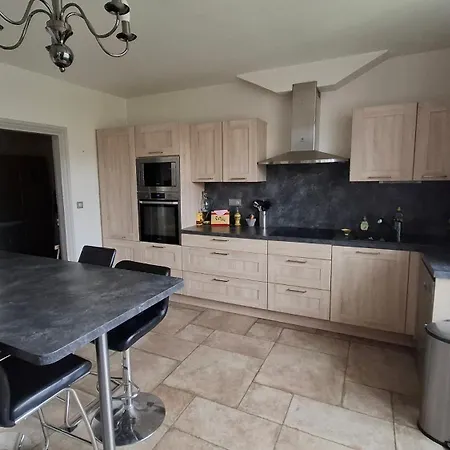 Ferienhaus Maison Dans Un Joli Village Typique Du Cantal!